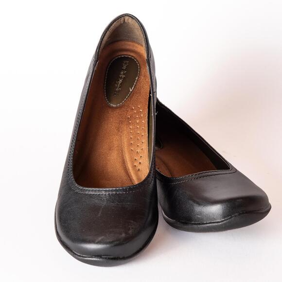 Hush Puppies Alter Pump Black Leather 8.5EW - Picture 1 of 7